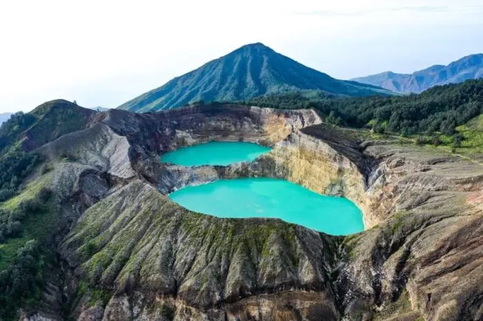 Kelimutu Lake, an Exotic Natural Tourist Attraction in Flores